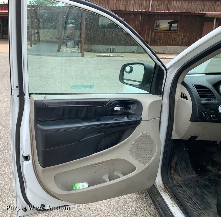 image for item KX9935 2015 Dodge Ram  cargo van