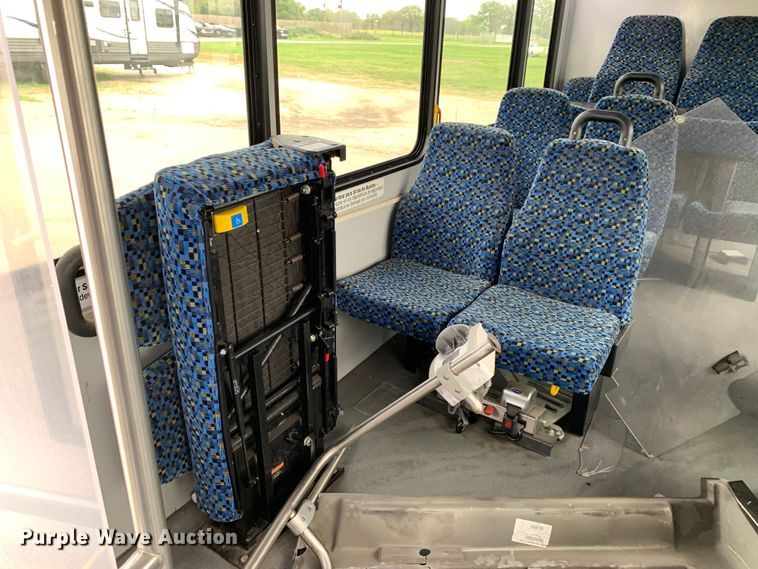 image for item KX9936 2017 Chevrolet  Express G4500 shuttle bus