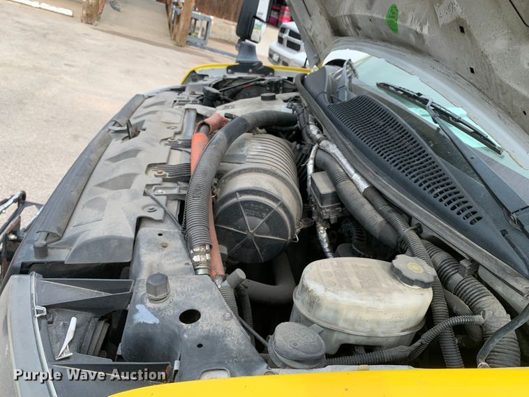 image for item KX9936 2017 Chevrolet  Express G4500 shuttle bus