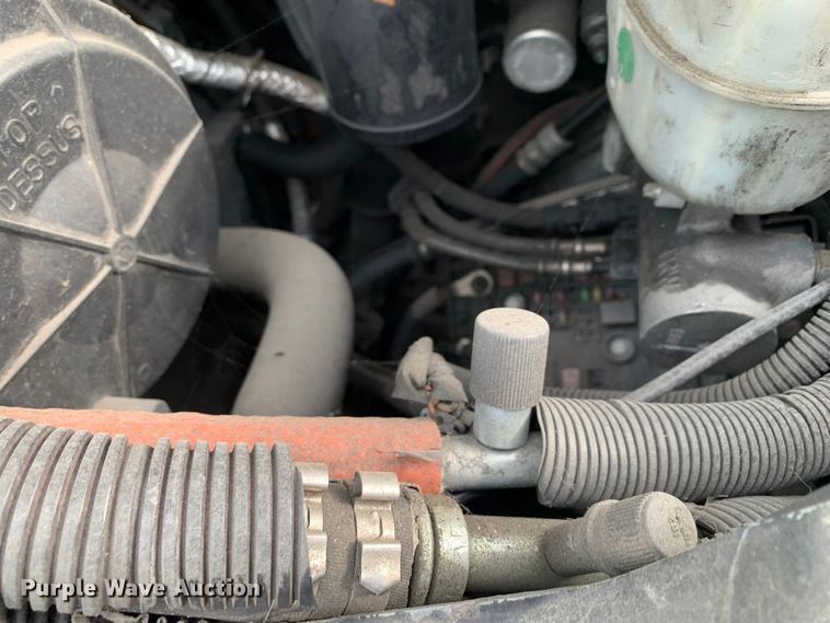 image for item KX9936 2017 Chevrolet  Express G4500 shuttle bus