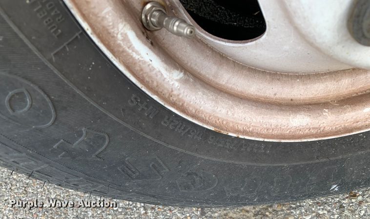 image for item KX9936 2017 Chevrolet  Express G4500 shuttle bus