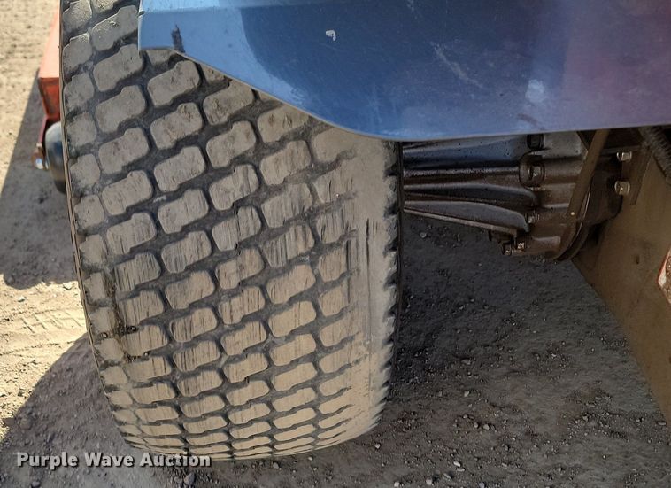 image for item LA9765 Kubota ZD1211RL ZTR lawn mower