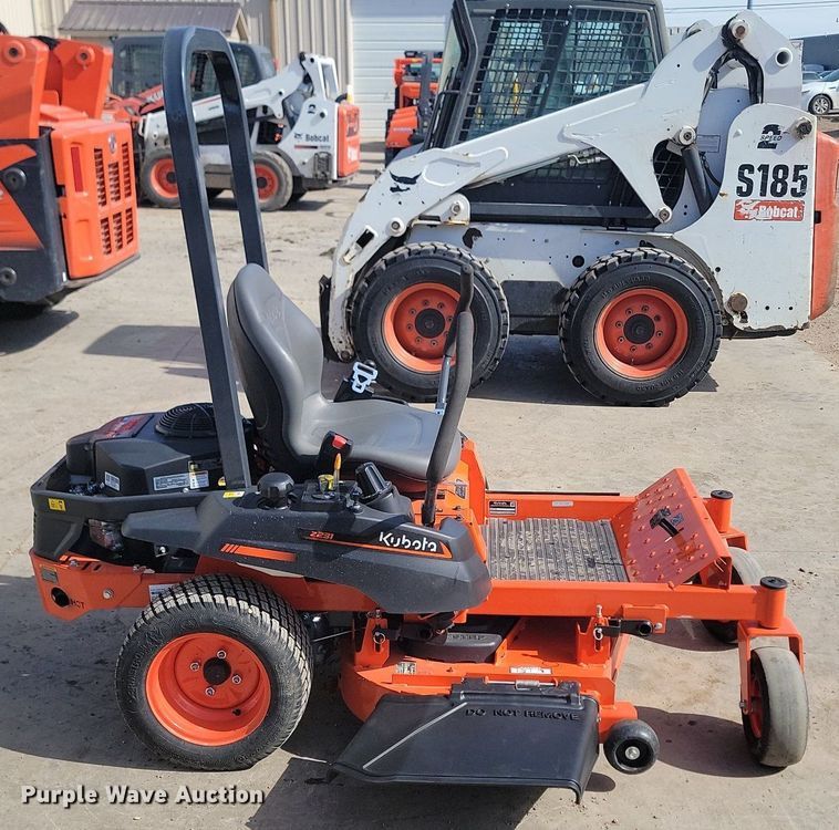 image for item LA9766 Kubota  Z231KW ZTR lawn mower