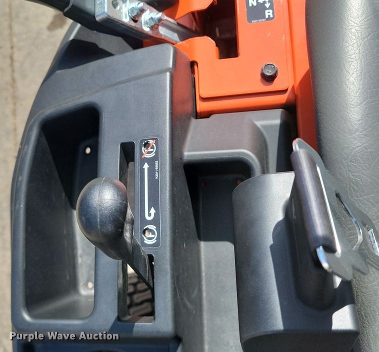 image for item LA9766 Kubota  Z231KW ZTR lawn mower