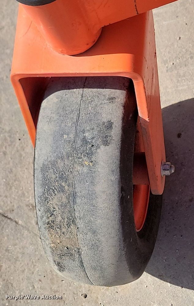 image for item LA9767 Kubota  Z125SKH ZTR lawn mower