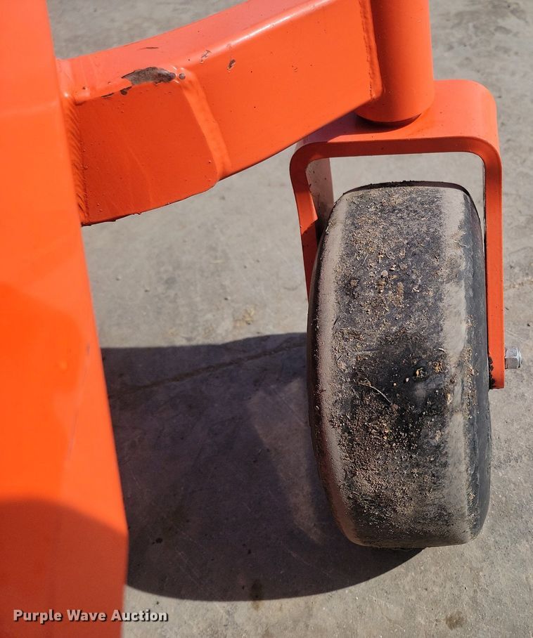 image for item LA9770 Kubota  Z411KW ZTR lawn mower