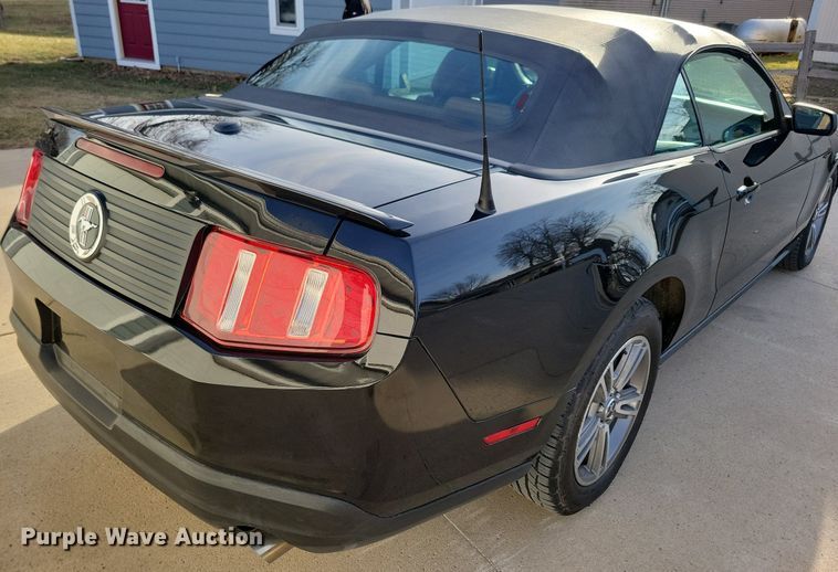 image for item LC9853 2010 Ford Mustang convertible
