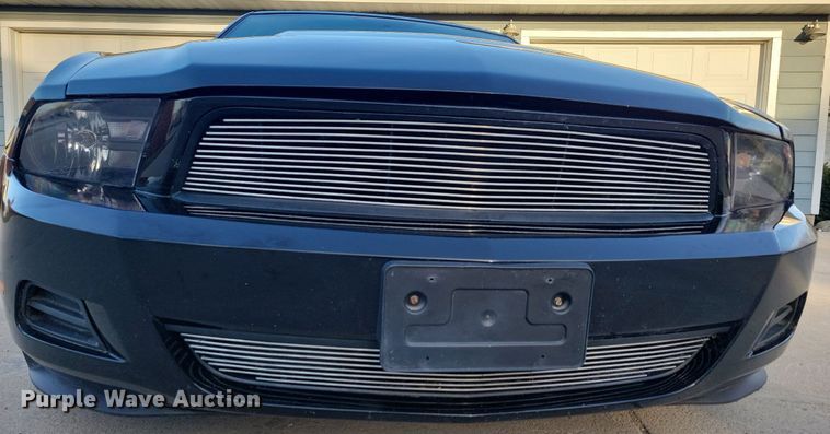 image for item LC9853 2010 Ford Mustang convertible