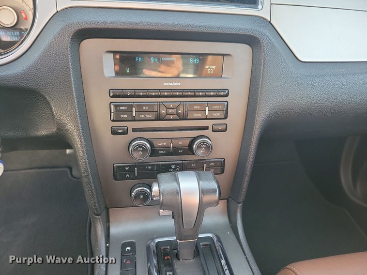 image for item LC9853 2010 Ford Mustang convertible