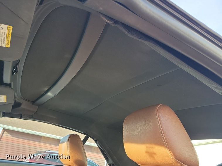 image for item LC9853 2010 Ford Mustang convertible