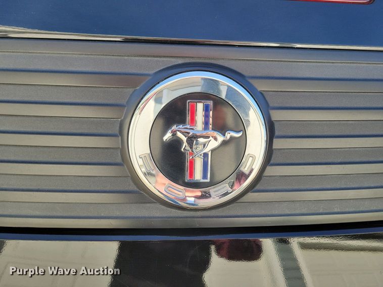 image for item LC9853 2010 Ford Mustang convertible