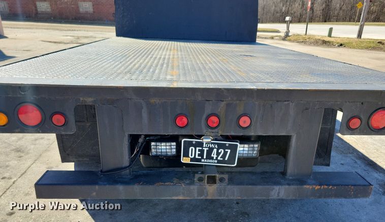 image for item LC9877 2007 Ford E450 flatbed van