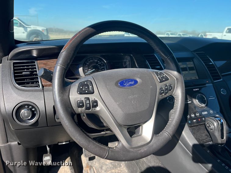 image for item LD9323 2016 Ford Taurus Limited 