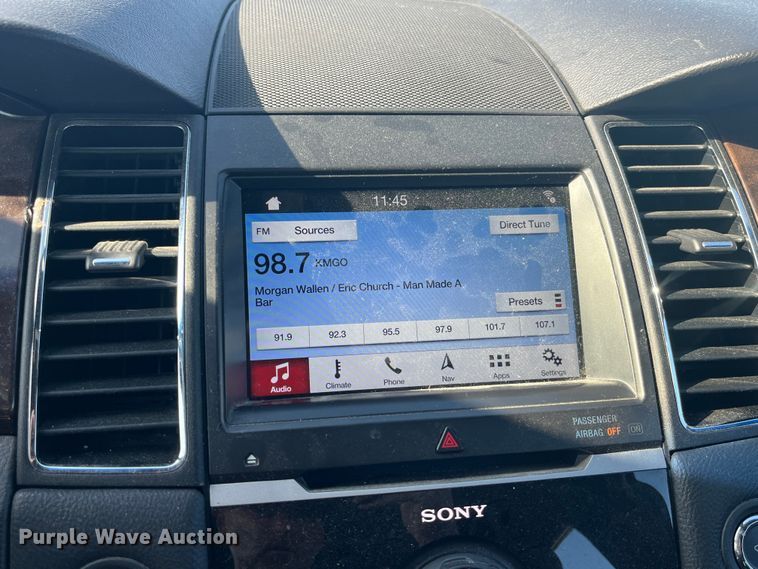 image for item LD9323 2016 Ford Taurus Limited 