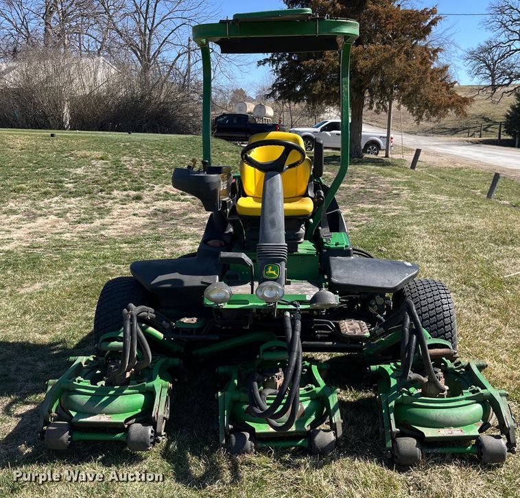 2010 John Deere 8800 TC RM lawn mower in Stanberry, MO Item LD9345