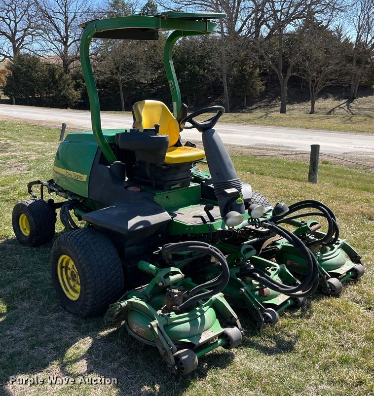 2010 John Deere 8800 TC RM lawn mower in Stanberry, MO Item LD9345
