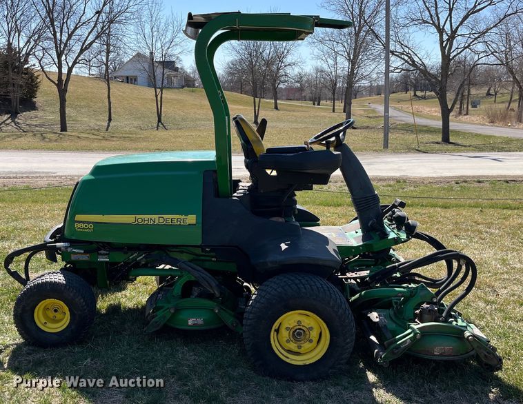 2010 John Deere 8800 TC RM lawn mower in Stanberry, MO Item LD9345