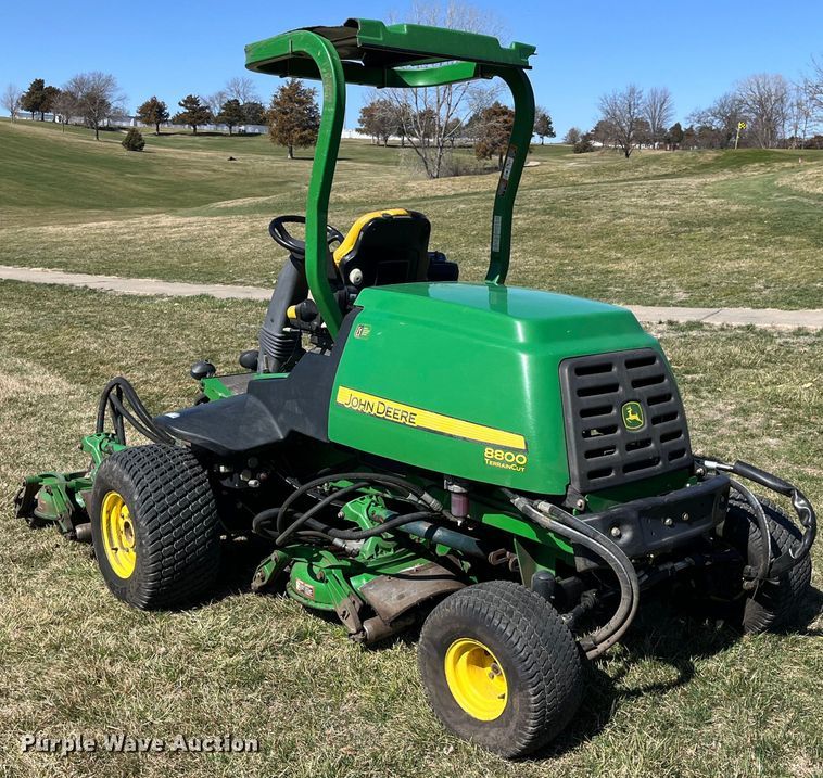 image for item LD9345 2010 John Deere  8800 TC RM lawn mower