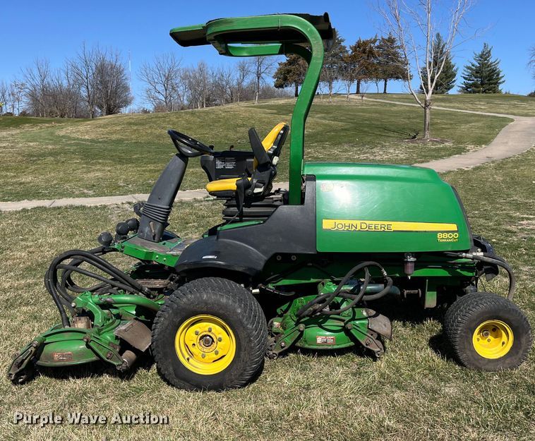 image for item LD9345 2010 John Deere  8800 TC RM lawn mower