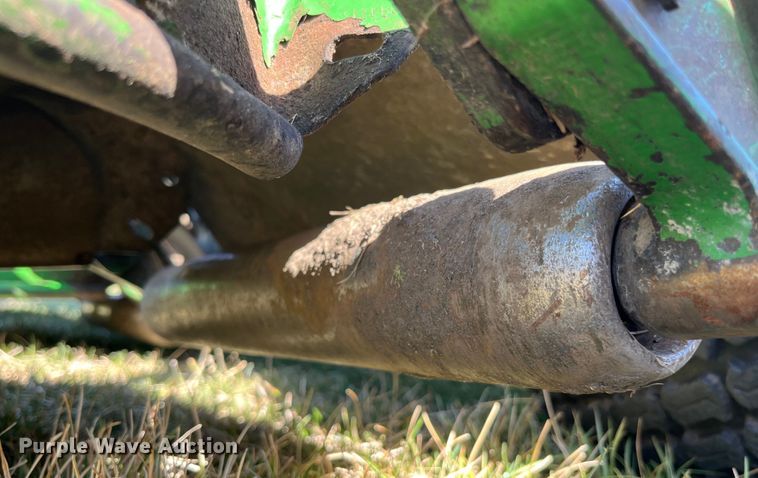 image for item LD9345 2010 John Deere  8800 TC RM lawn mower