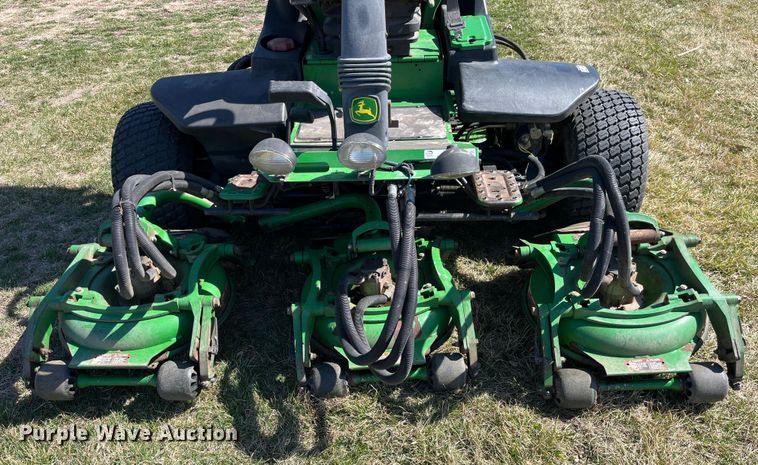 image for item LD9345 2010 John Deere  8800 TC RM lawn mower