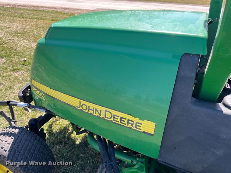 image for item LD9345 2010 John Deere  8800 TC RM lawn mower