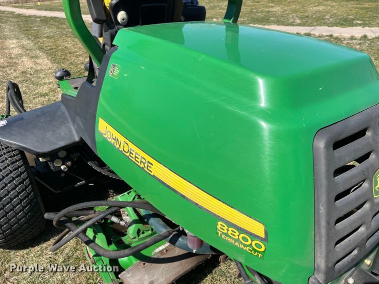 image for item LD9345 2010 John Deere  8800 TC RM lawn mower