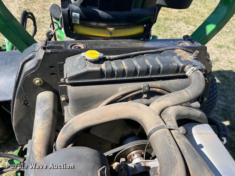 image for item LD9345 2010 John Deere  8800 TC RM lawn mower