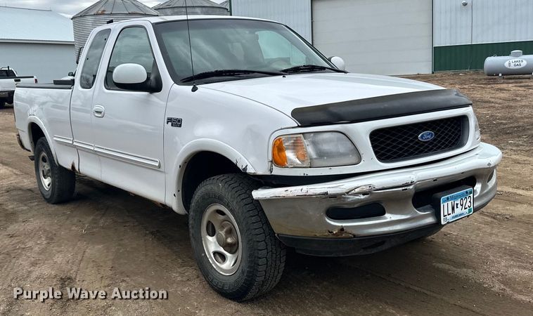 image for item LO9500 1997 Ford F150 SuperCab pickup truck