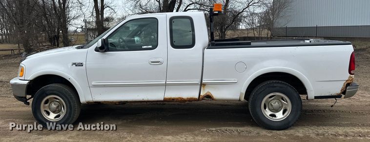 image for item LO9500 1997 Ford F150 SuperCab pickup truck