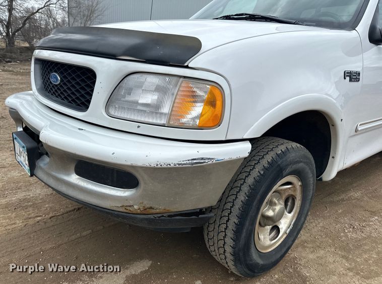 image for item LO9500 1997 Ford F150 SuperCab pickup truck