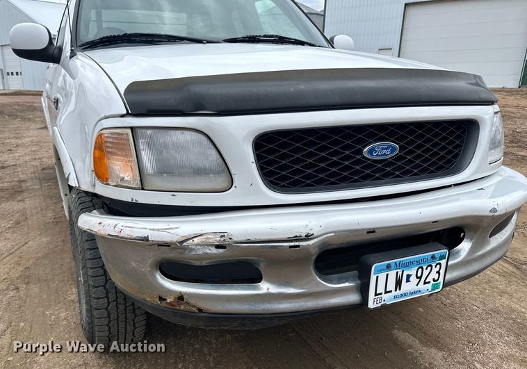 image for item LO9500 1997 Ford F150 SuperCab pickup truck