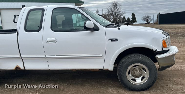 image for item LO9500 1997 Ford F150 SuperCab pickup truck