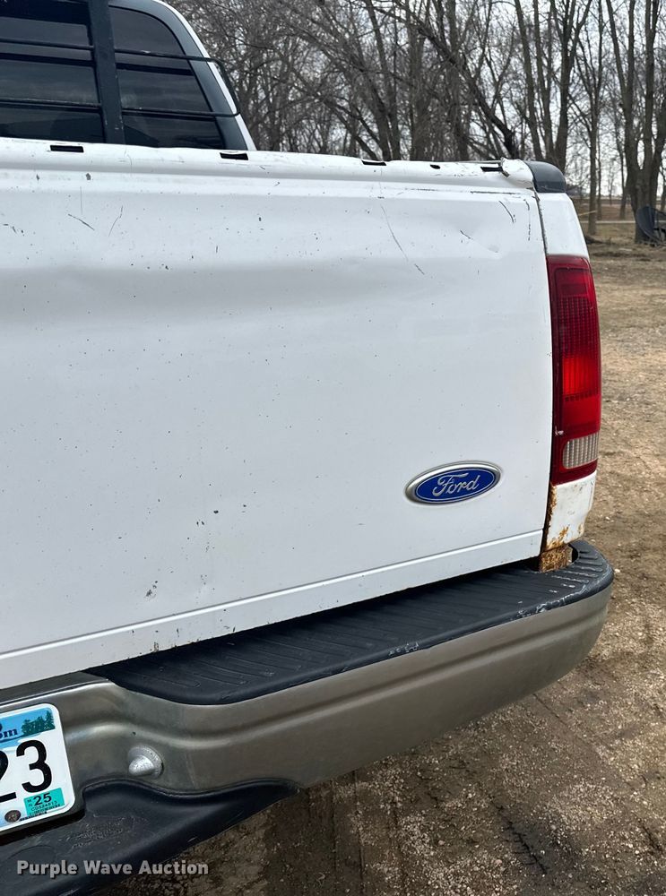 image for item LO9500 1997 Ford F150 SuperCab pickup truck