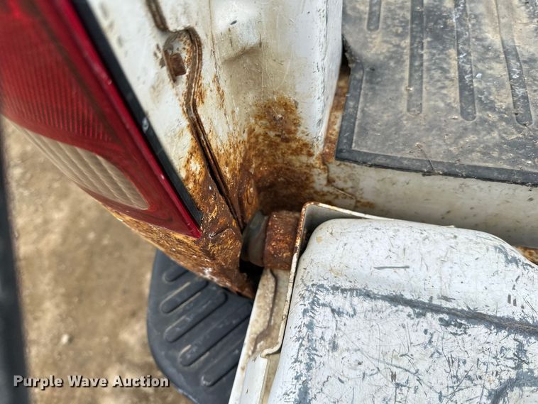 image for item LO9500 1997 Ford F150 SuperCab pickup truck