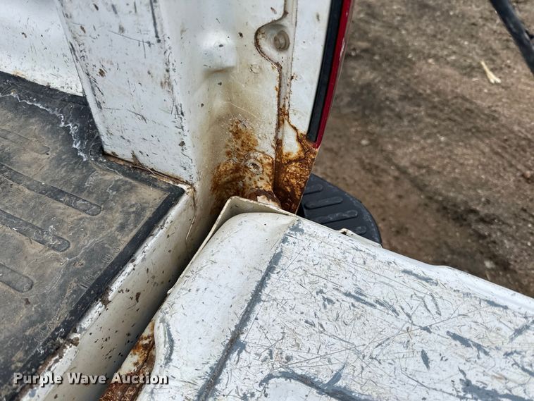 image for item LO9500 1997 Ford F150 SuperCab pickup truck