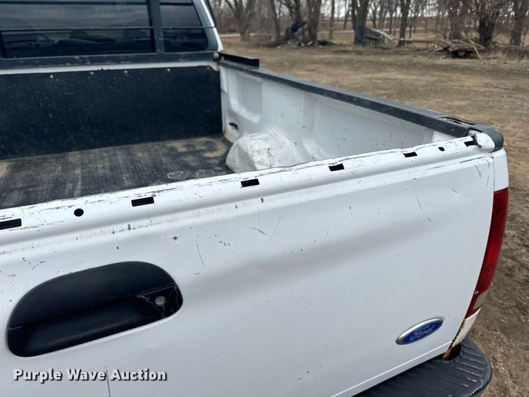 image for item LO9500 1997 Ford F150 SuperCab pickup truck