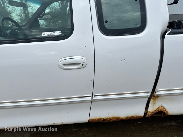 image for item LO9500 1997 Ford F150 SuperCab pickup truck