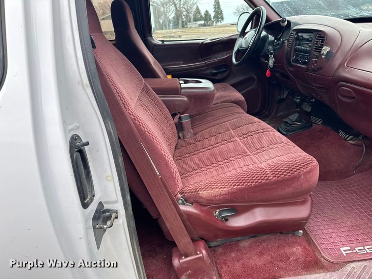 image for item LO9500 1997 Ford F150 SuperCab pickup truck