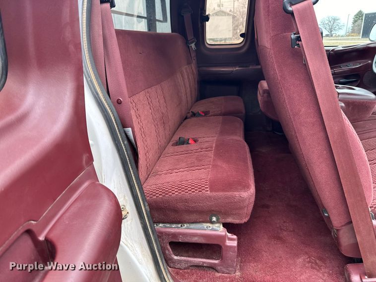 image for item LO9500 1997 Ford F150 SuperCab pickup truck