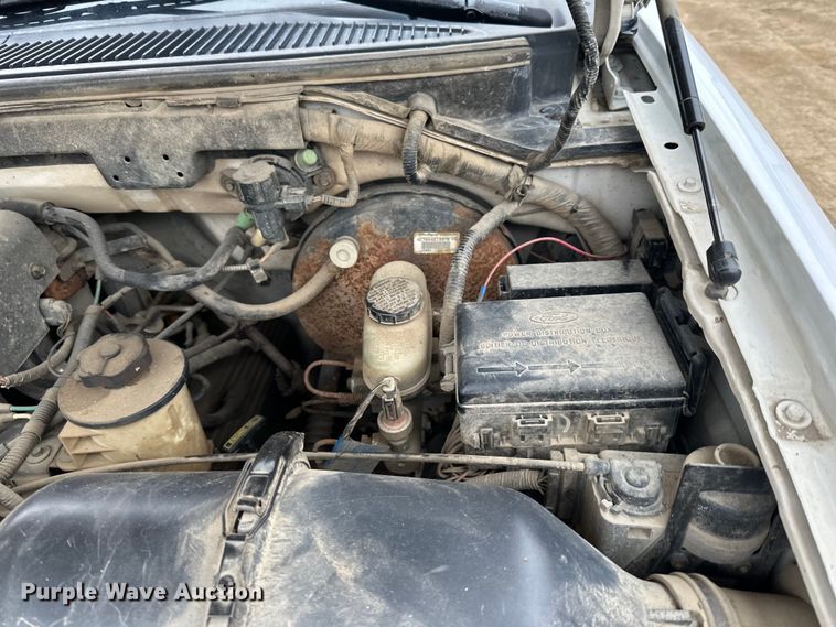 image for item LO9500 1997 Ford F150 SuperCab pickup truck