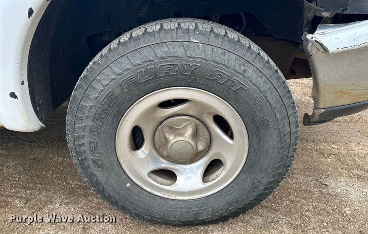 image for item LO9500 1997 Ford F150 SuperCab pickup truck