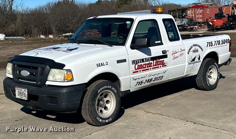 image for item LO9502 2006 Ford  Ranger SuperCab pickup truck