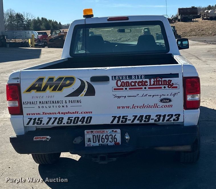 image for item LO9502 2006 Ford  Ranger SuperCab pickup truck