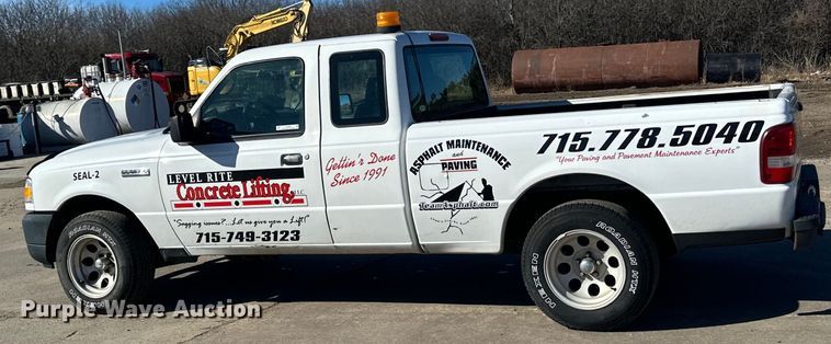 image for item LO9502 2006 Ford  Ranger SuperCab pickup truck