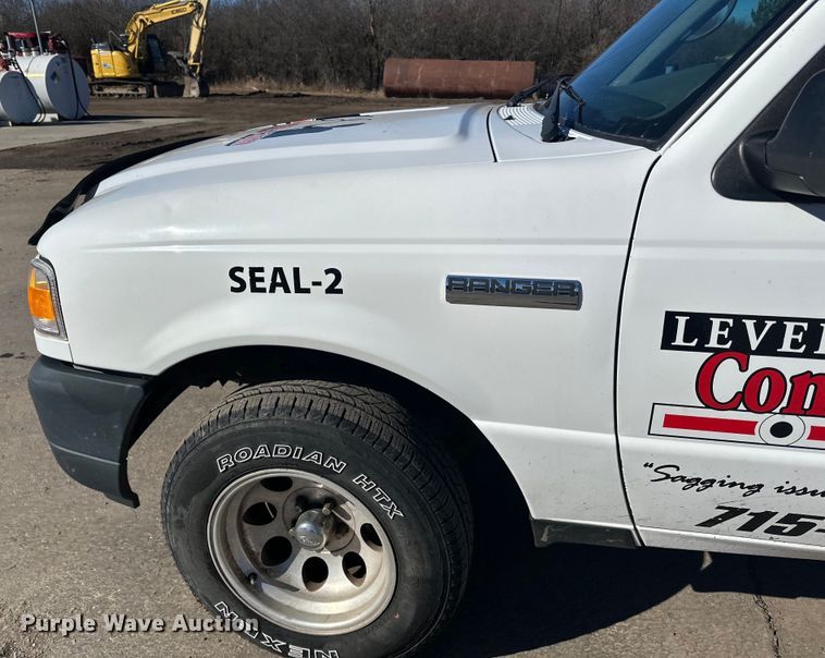 image for item LO9502 2006 Ford  Ranger SuperCab pickup truck