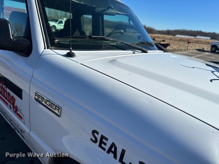 image for item LO9502 2006 Ford  Ranger SuperCab pickup truck