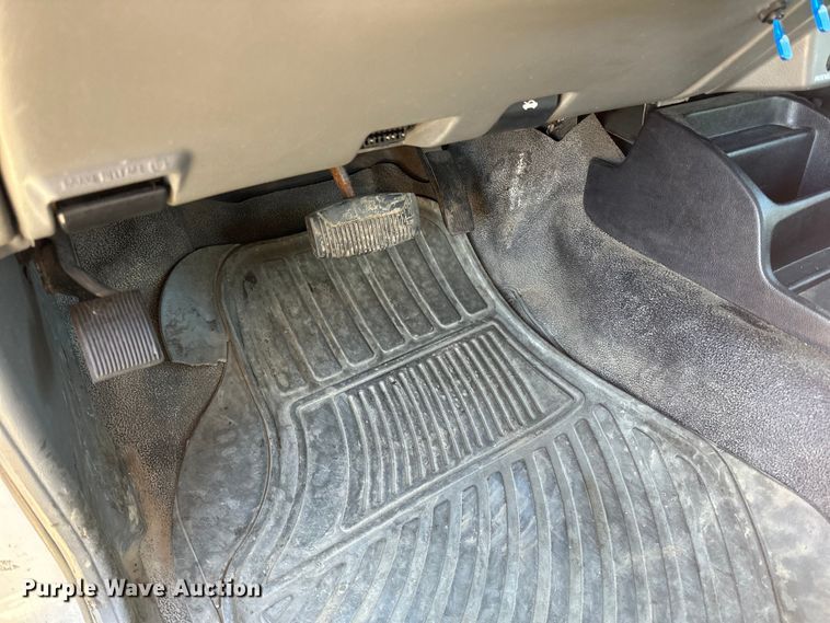 image for item LO9502 2006 Ford  Ranger SuperCab pickup truck