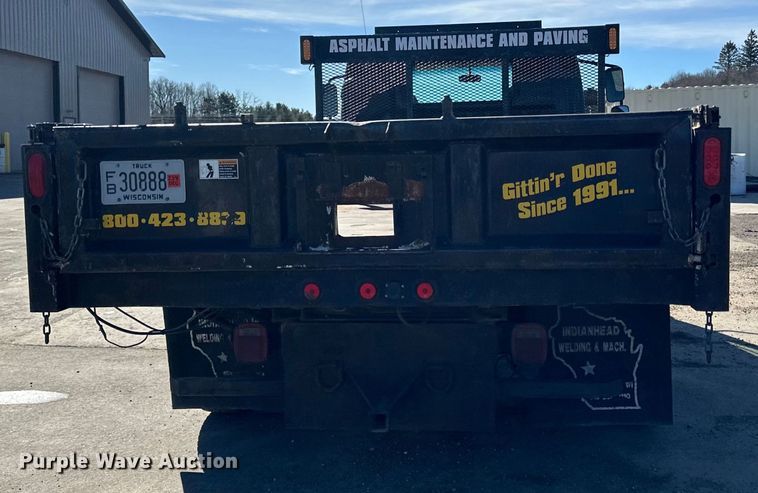 image for item LO9504 2006 International  CF600 dump truck