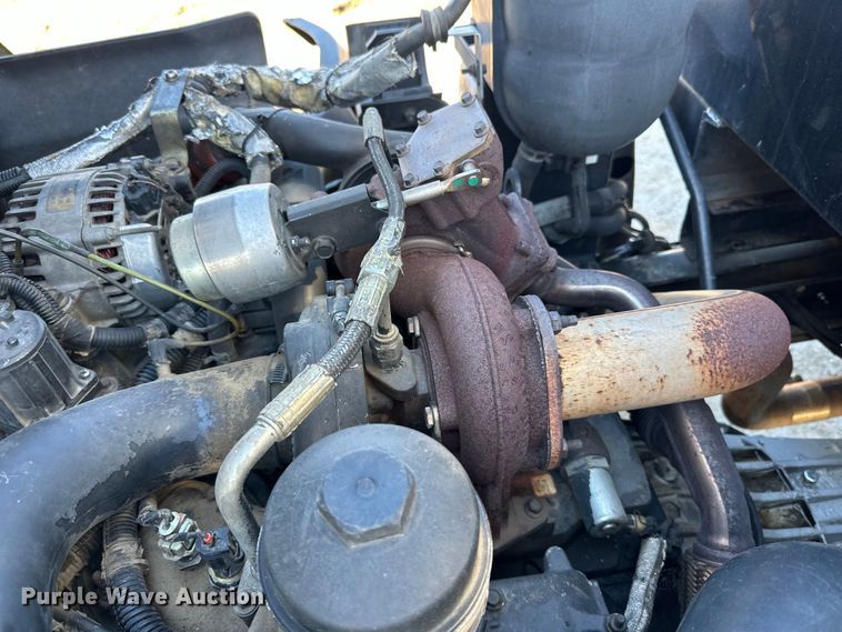 image for item LO9504 2006 International  CF600 dump truck